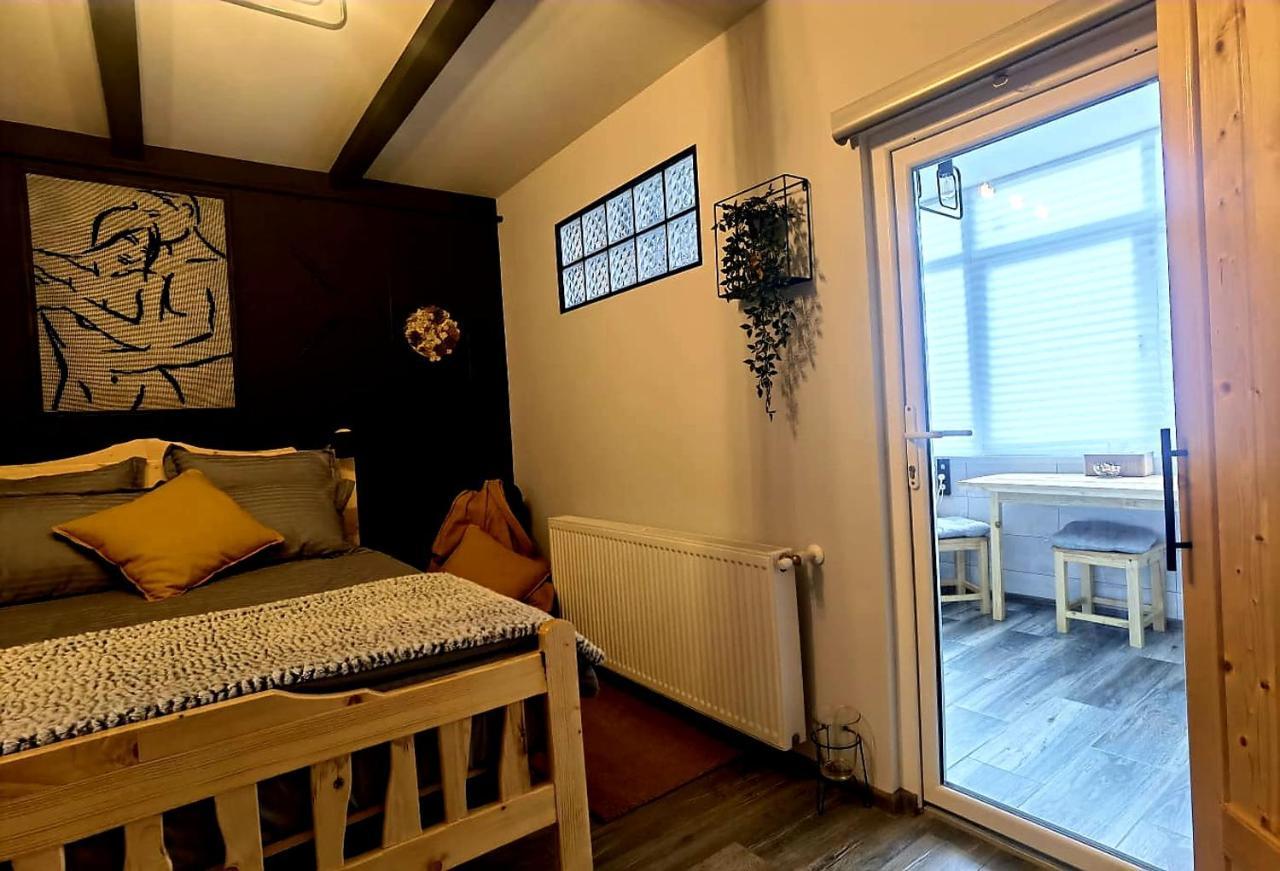 Night Lotus Apartment ฮูเนโดอารา ภายนอก รูปภาพ