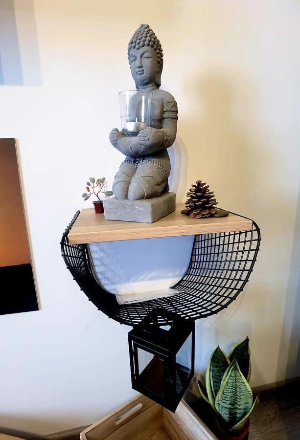 Night Lotus Apartment ฮูเนโดอารา ภายนอก รูปภาพ